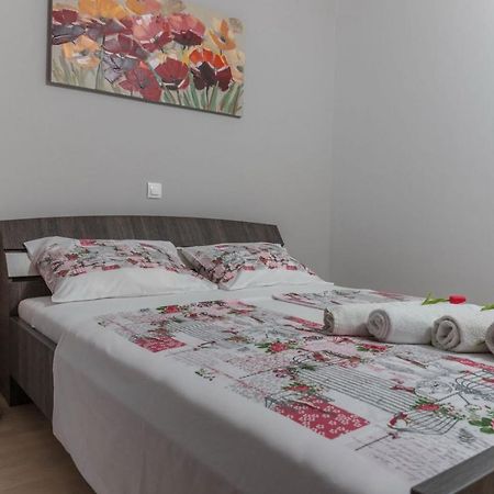 Michelle Apartment Crikvenica Luaran gambar