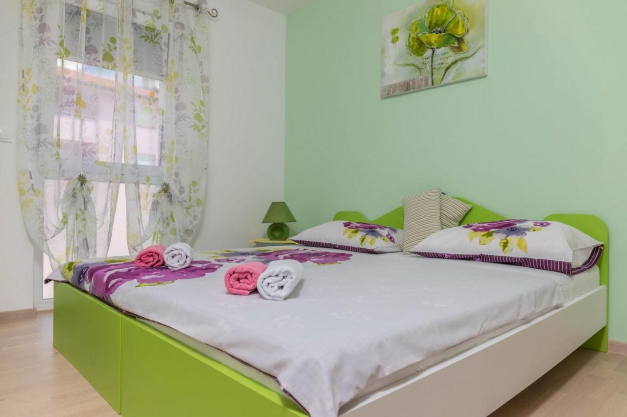 Michelle Apartment Crikvenica Luaran gambar