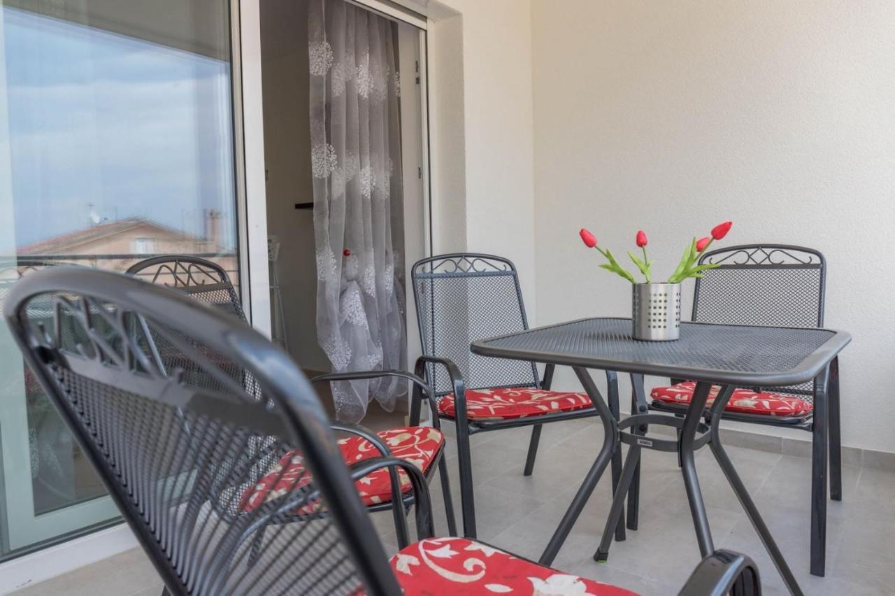 Michelle Apartment Crikvenica Luaran gambar